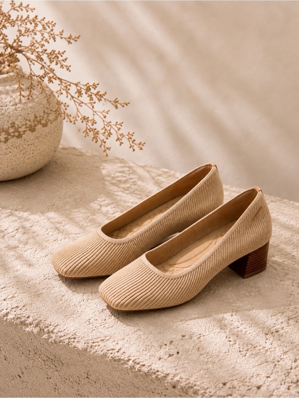 VIVAIA Knit Block Heel Pumps – Size 9.5